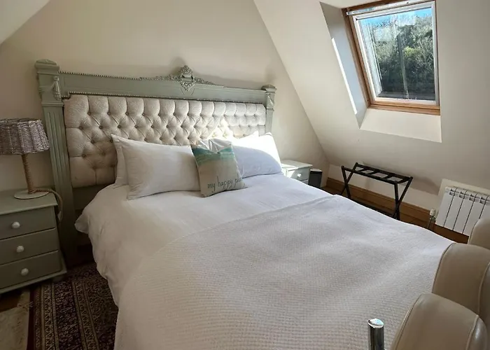 1 Bed - Sleeps 2 Patio Parking & Wifi St Aubin