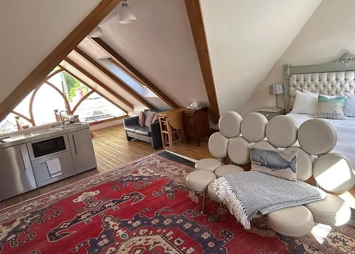 1 Bed - Sleeps 2 Patio Parking & Wifi Appartement *